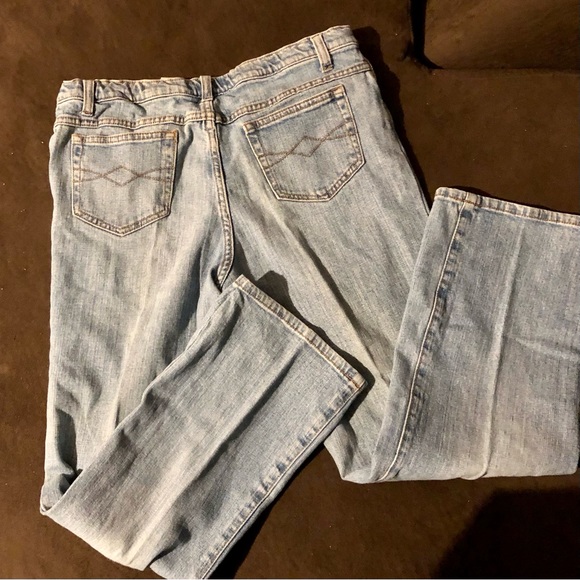 Jeans - Picture 2 of 3